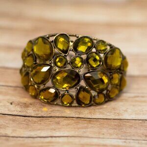 7 inch, Vintage Yellow Gems Silver Tone Intricate Hinge Bangle - XX9